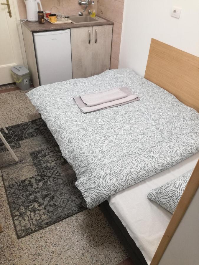 Mini Studio - One Traveler Apartment Belgrade Exterior photo